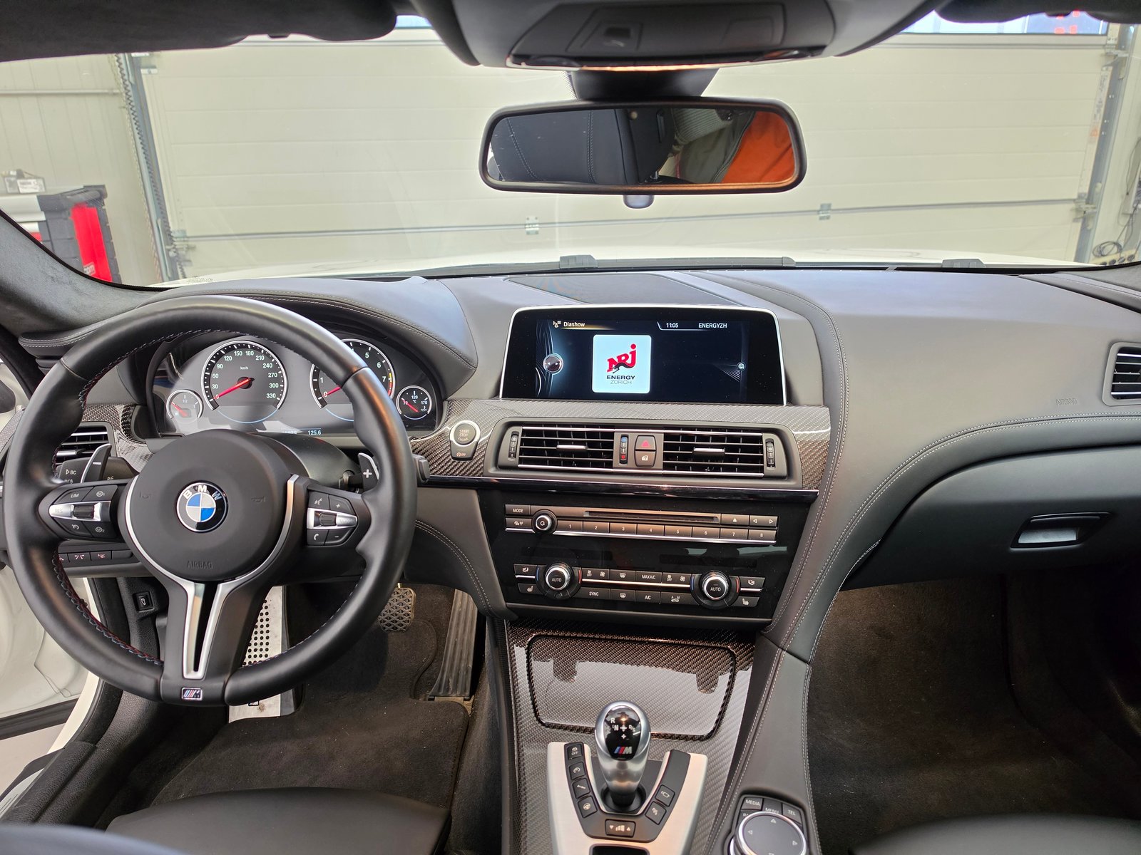 BMW M6 Coupé Drivelogic aus 1.Hand mit nur 19'900 Km, Benzina, Occasioni / Usate, Automatico - 6