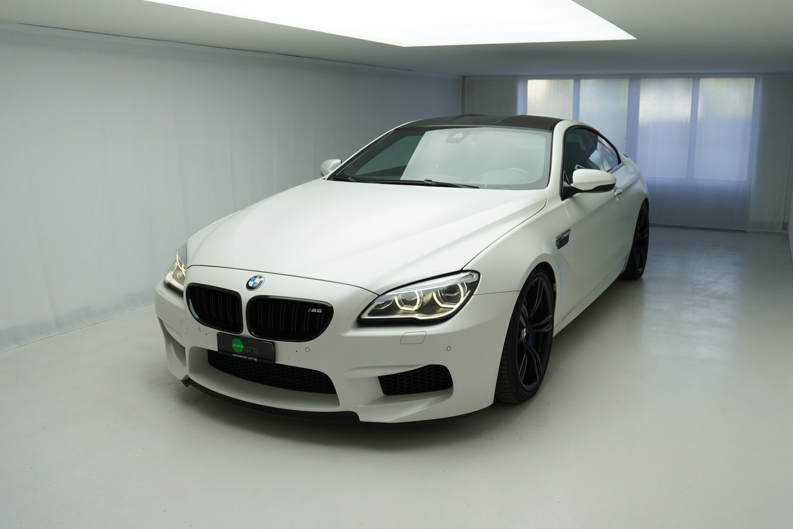 BMW M6 Coupé Drivelogic Frozen Withe, Petrol, Second hand / Used, Automatic - 2
