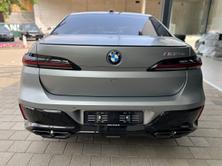 BMW M760e Steptronic, Plug-in-Hybrid Petrol/Electric, New car, Automatic - 4