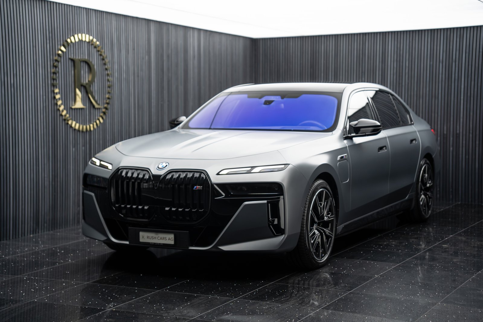 BMW M760e Steptronic