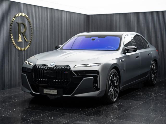 BMW M760e Steptronic, Plug-in-Hybrid Benzina/Elettrica, Occasioni / Usate, Automatico