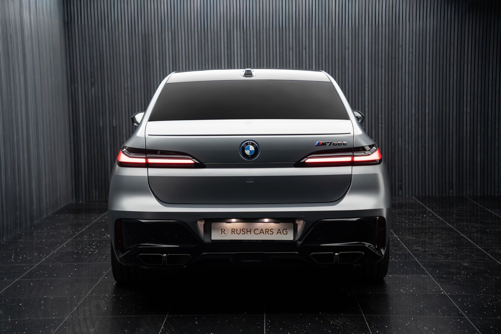 BMW M760e Steptronic, Plug-in-Hybrid Benzina/Elettrica, Occasioni / Usate, Automatico - 5
