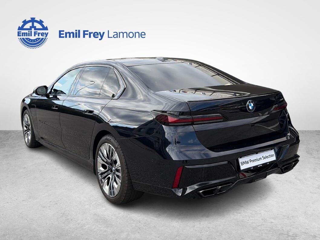 BMW M760e xDrive, Plug-in-Hybrid Benzina/Elettrica, Occasioni / Usate, Automatico - 3