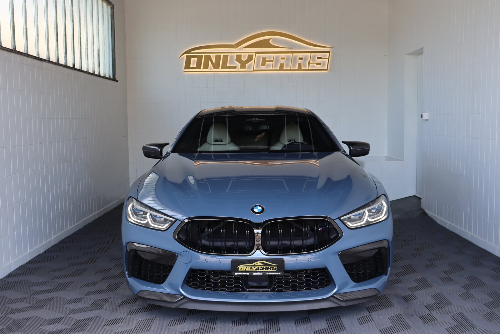 BMW M8 M Competition Steptronic**BMW INDIVIDUAL**, Petrol, Second hand / Used, Automatic - 2