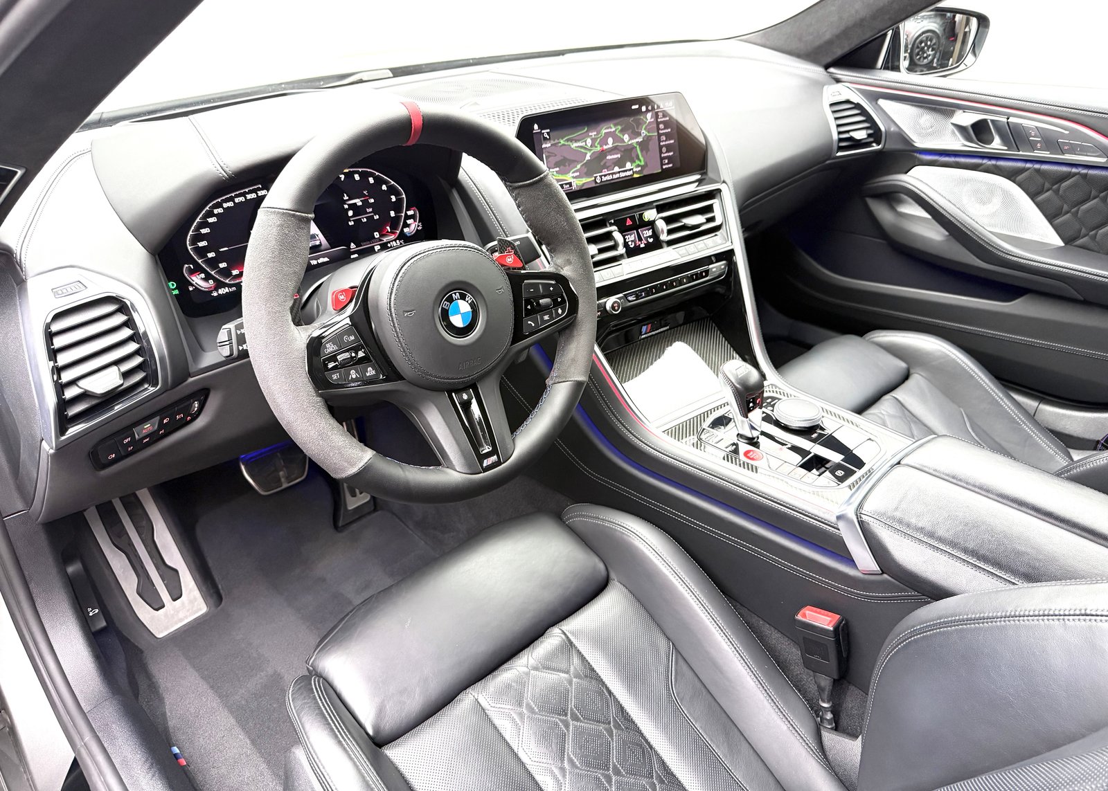 BMW M8 M Competition Steptronic, Benzin, Occasion / Gebraucht, Automatik - 7