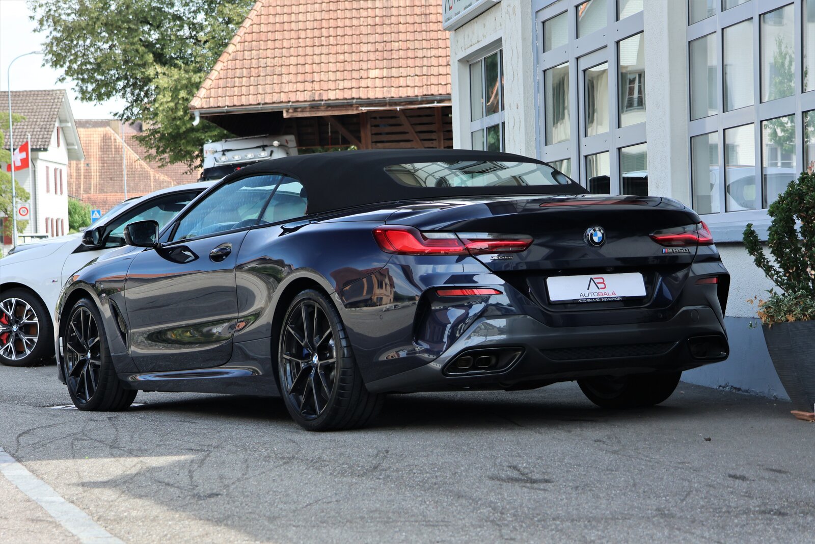 BMW M850i Steptronic (CH) *Individual Cognac*, Benzina, Occasioni / Usate, Automatico - 3