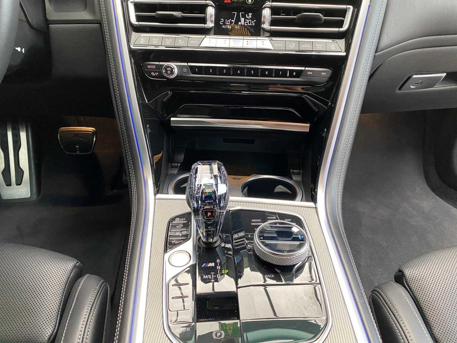 BMW M850i xDrive Coupé, Benzin, Occasion / Gebraucht, Automatik - 7