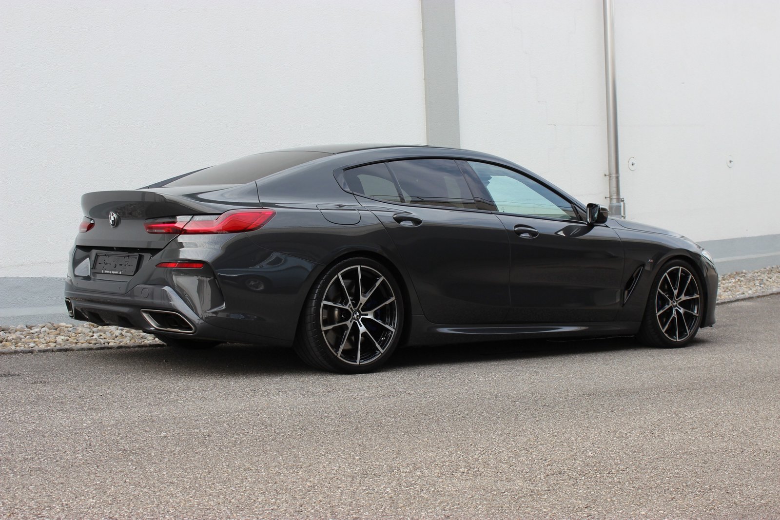 BMW M850i Gran Coupé *DRAVITGRAU METALLIC*