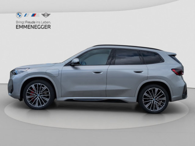 BMW X1 xDr 30e M Sport Pro, Voll-Hybrid Benzin/Elektro, Neuwagen, Automatik - 2