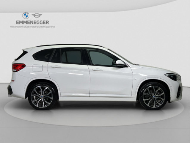 BMW X1 25i M Sport, Petrol, Second hand / Used, Automatic - 6