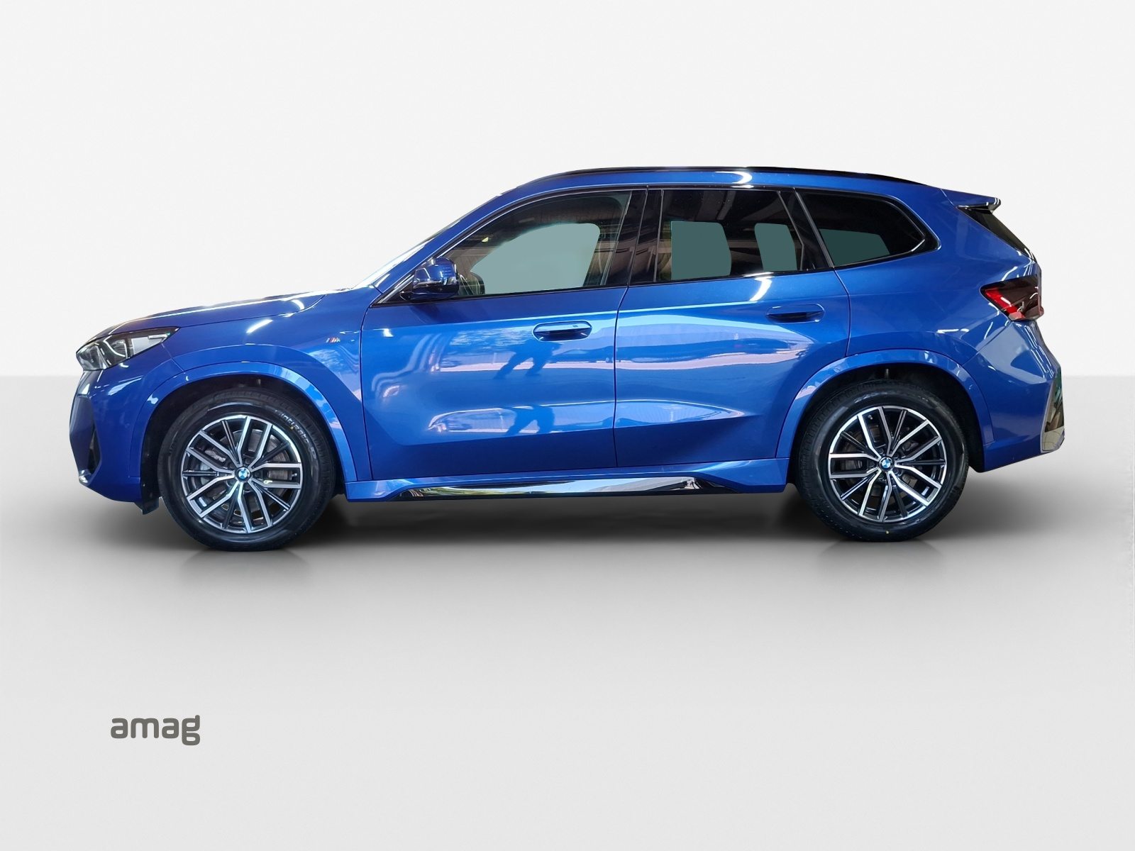 BMW X1 xDrive 23i 48V M Sport, Benzin, Occasion / Gebraucht, Automatik - 2