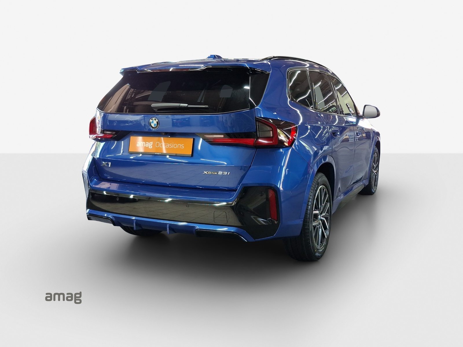 BMW X1 xDrive 23i 48V M Sport, Benzin, Occasion / Gebraucht, Automatik - 5