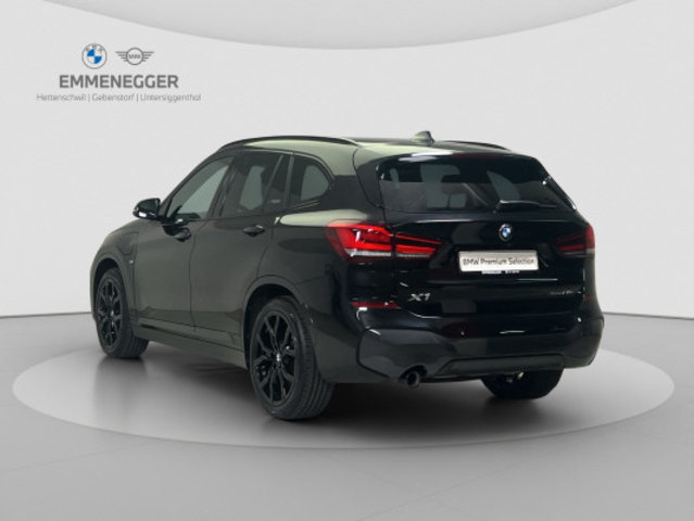 BMW X1 25e M Sport, Voll-Hybrid Benzin/Elektro, Occasion / Gebraucht, Automatik - 3