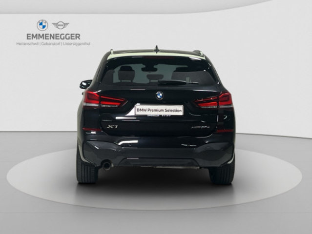 BMW X1 25e M Sport, Voll-Hybrid Benzin/Elektro, Occasion / Gebraucht, Automatik - 4