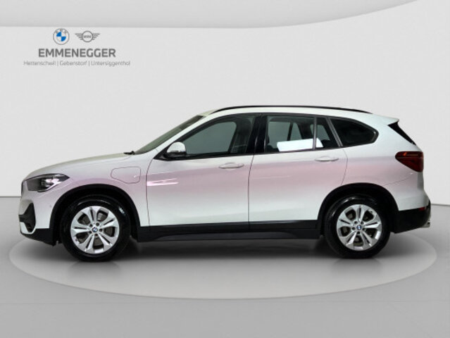 BMW X1  25e, Voll-Hybrid Benzin/Elektro, Occasion / Gebraucht, Automatik - 2