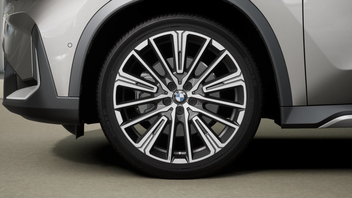 BMW X1 23d 48V xLine, Mild-Hybrid Diesel/Elektro, Neuwagen, Automatik - 7