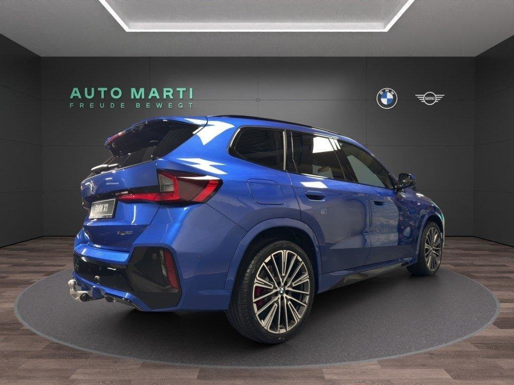 BMW X1 23i paddles, Mild-Hybrid Benzin/Elektro, Neuwagen, Automatik - 4