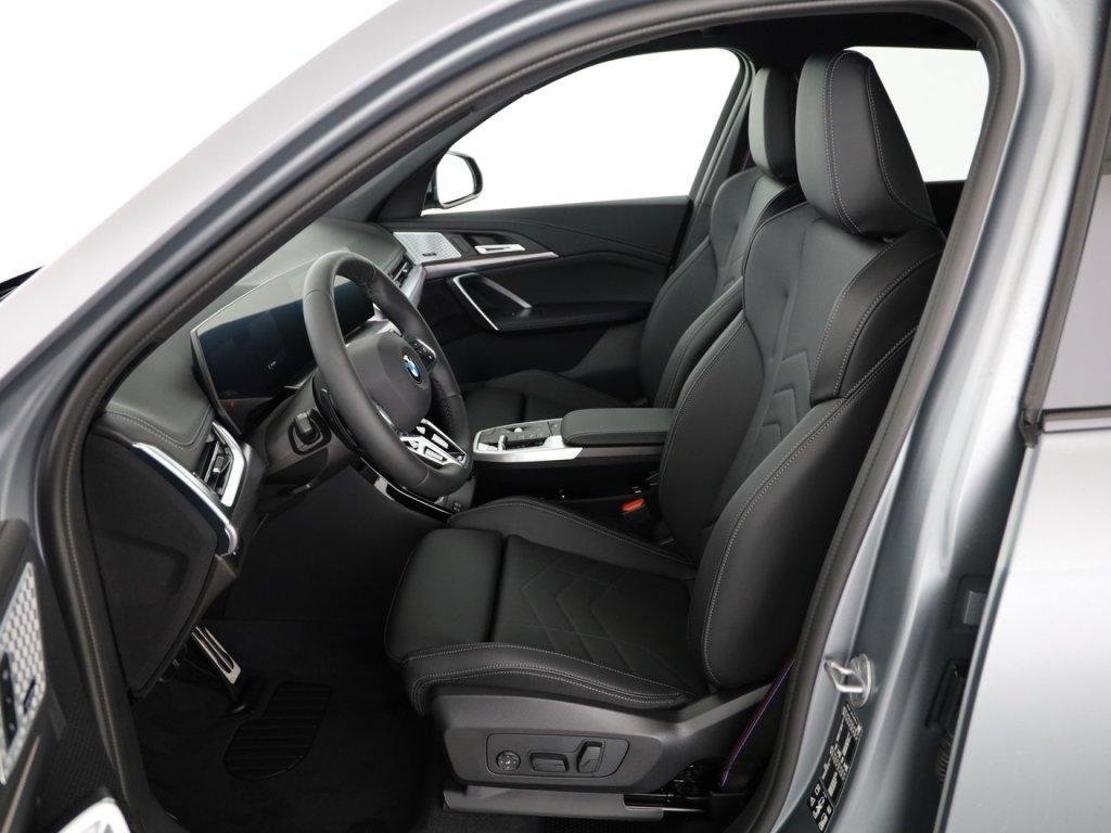 BMW X1 23d paddles, Mild-Hybrid Diesel/Elektro, Neuwagen, Automatik - 5