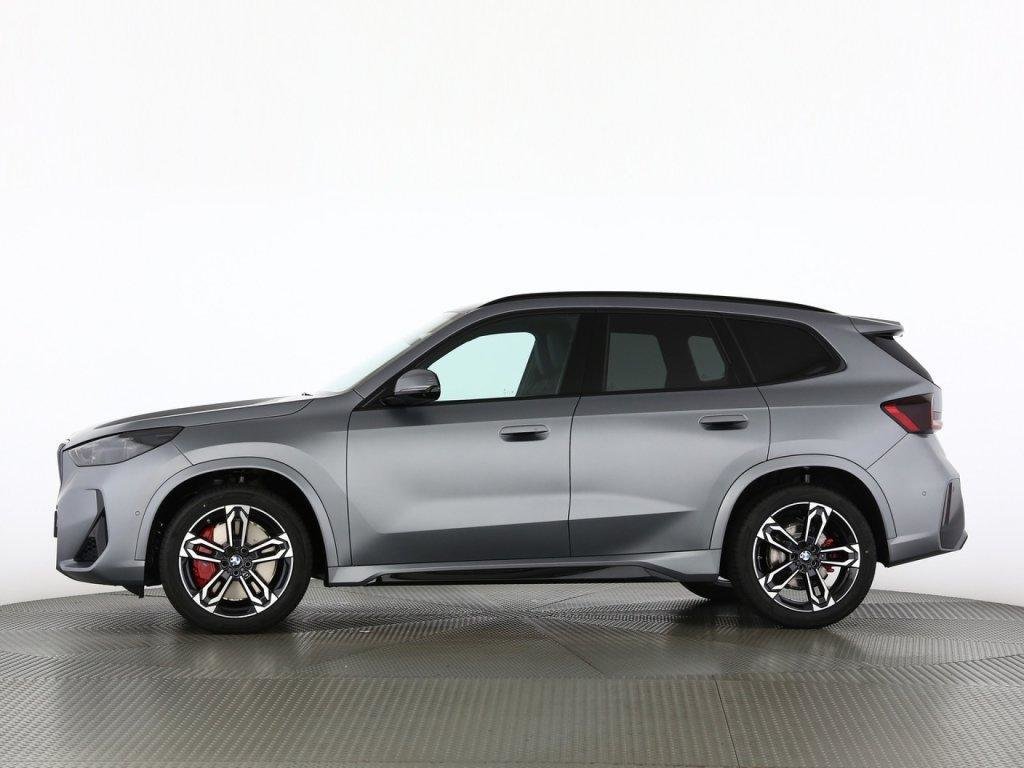 BMW X1 23i paddles, Mild-Hybrid Petrol/Electric, New car, Automatic - 3