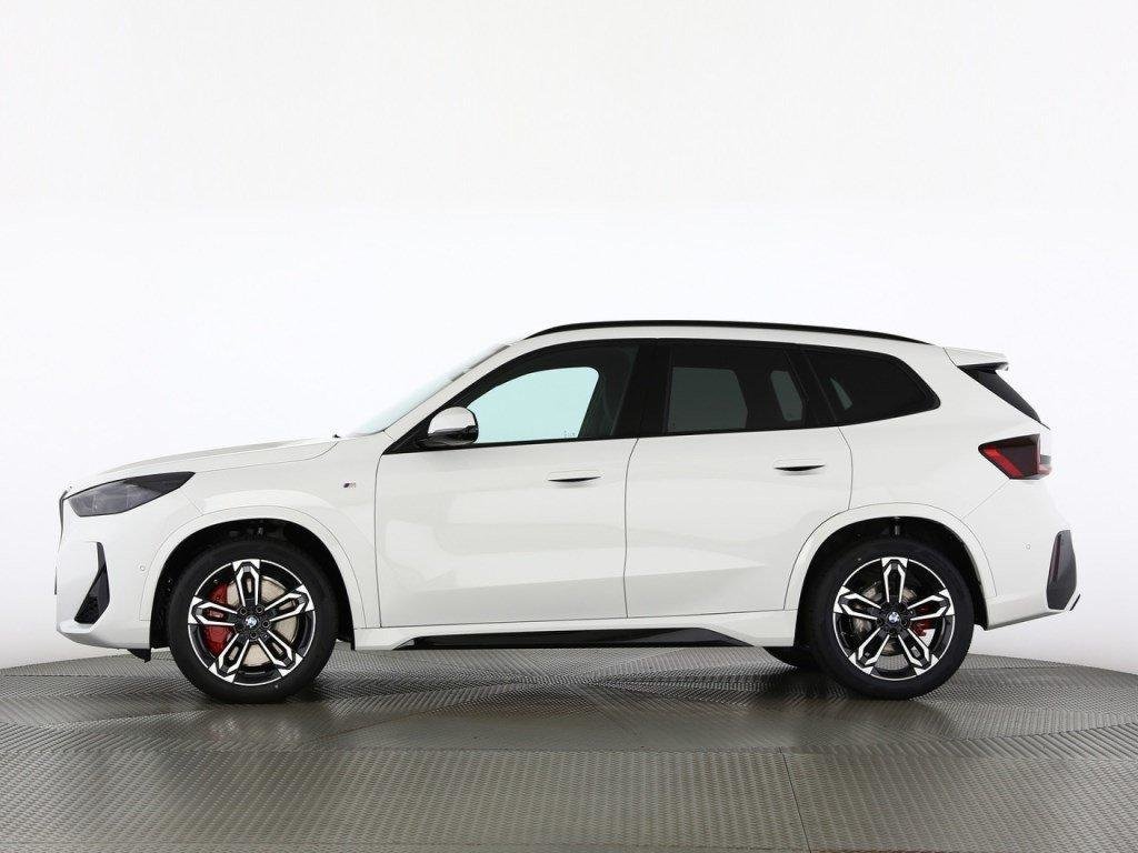 BMW X1 23i paddles, Hybride Léger Essence/Électricité, Voiture nouvelle, Automatique - 3
