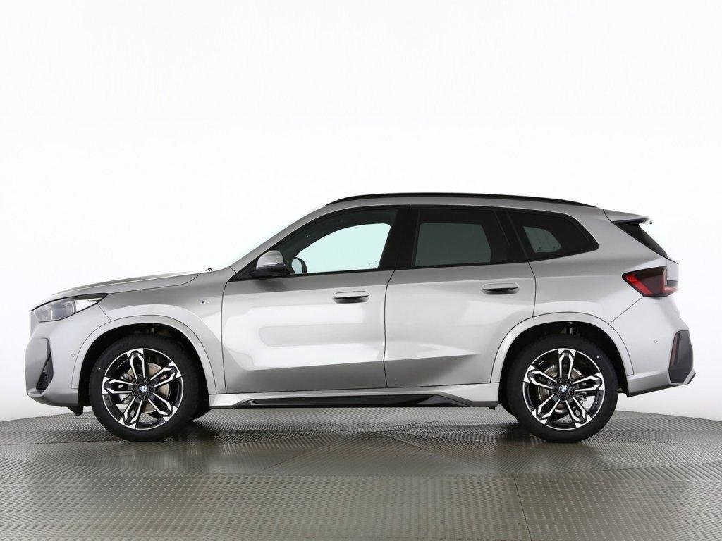 BMW X1 18i sDrive, Essence, Voiture nouvelle, Automatique - 3