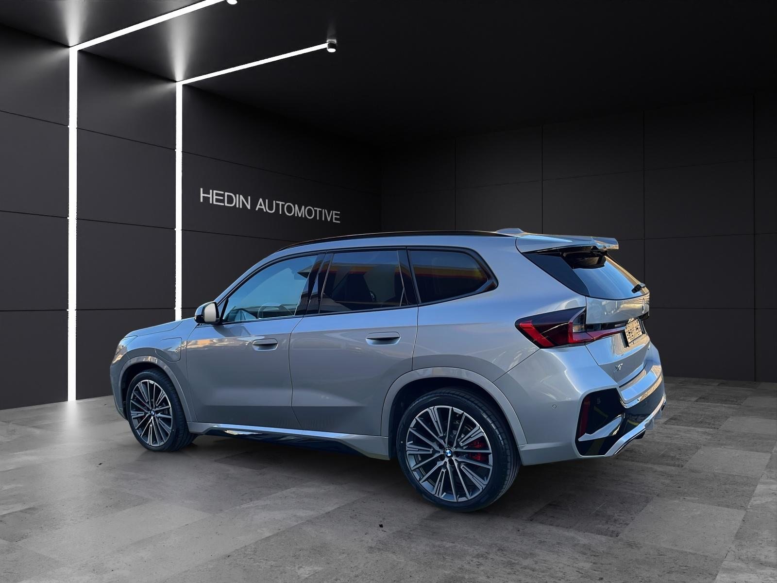 BMW X1 30e xDrive paddles, Plug-in-Hybrid Benzina/Elettrica, Auto nuove, Automatico - 3