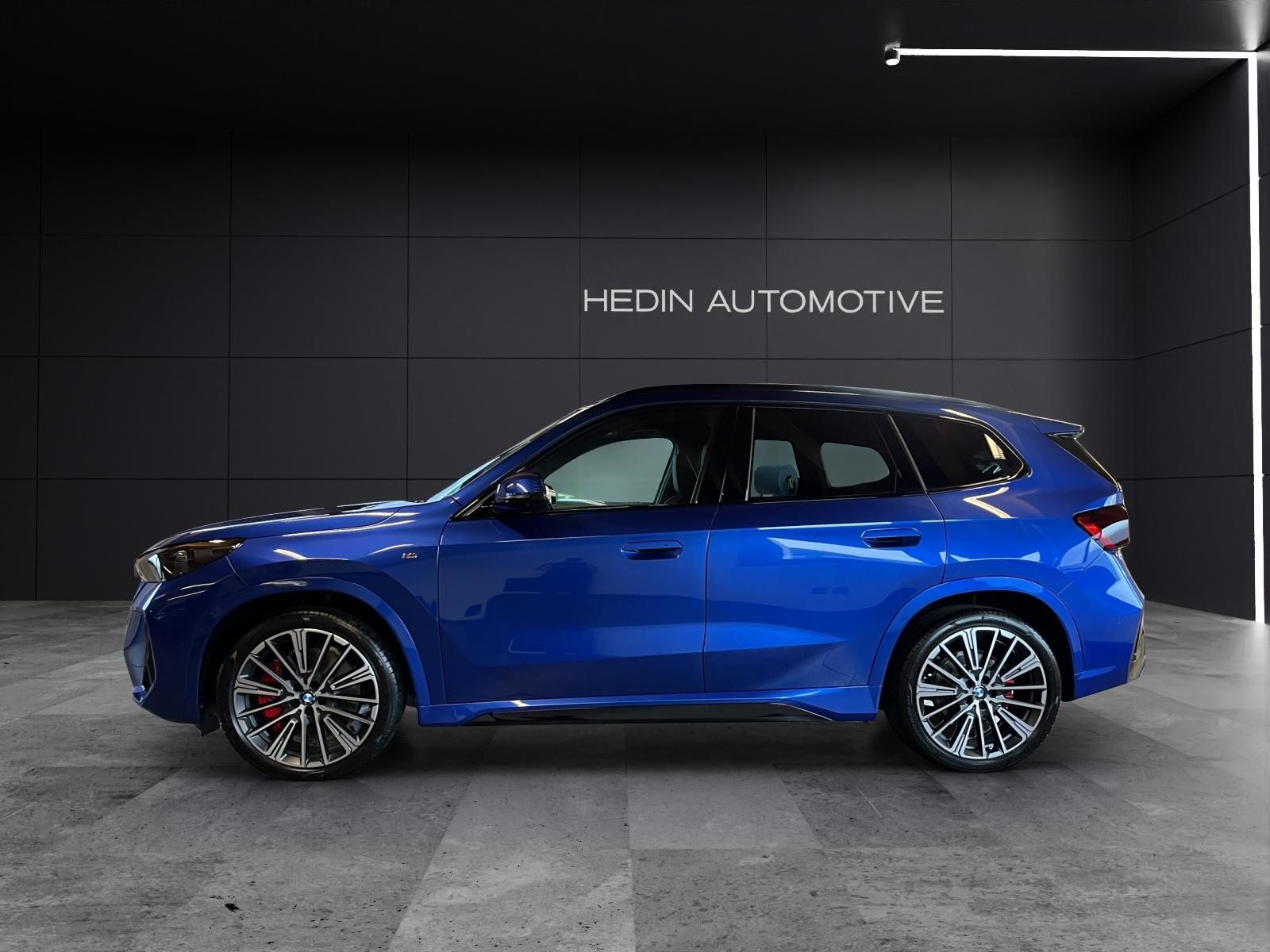 BMW X1 23i xDrive paddles, Mild-Hybrid Petrol/Electric, New car, Automatic - 2