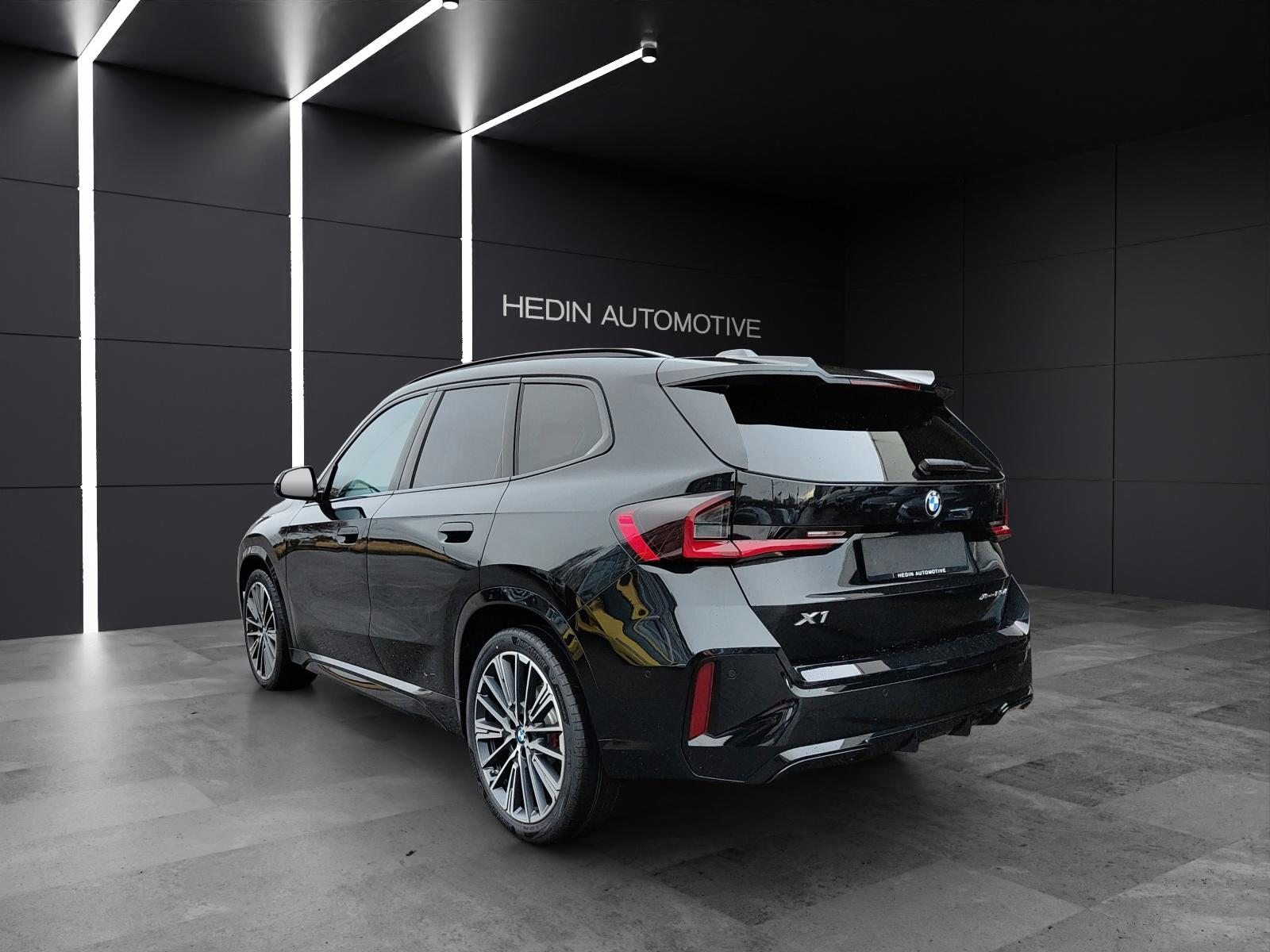 BMW X1 23d xDrive, Mild-Hybrid Diesel/Elektro, Neuwagen, Automatik - 4