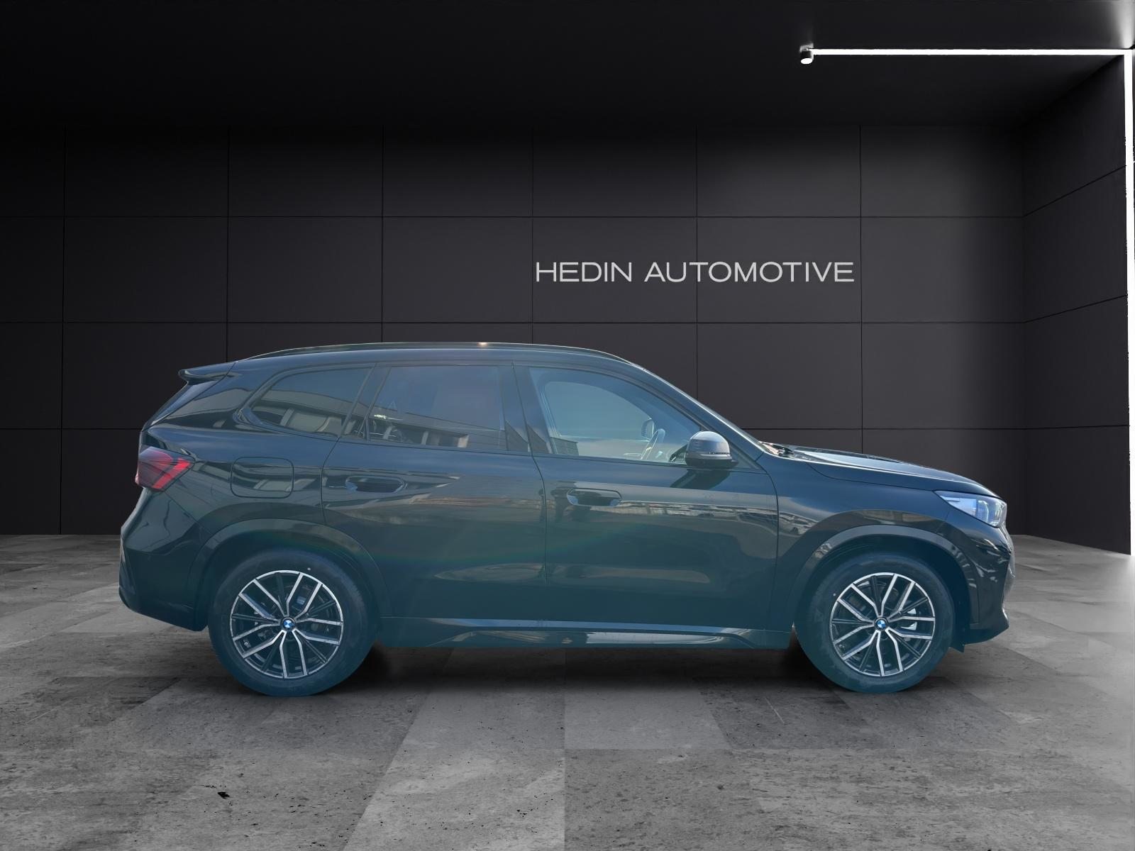 BMW X1 30e xDrive paddles, Hybride Rechargeable Essence/Électricité, Voiture nouvelle, Automatique - 5