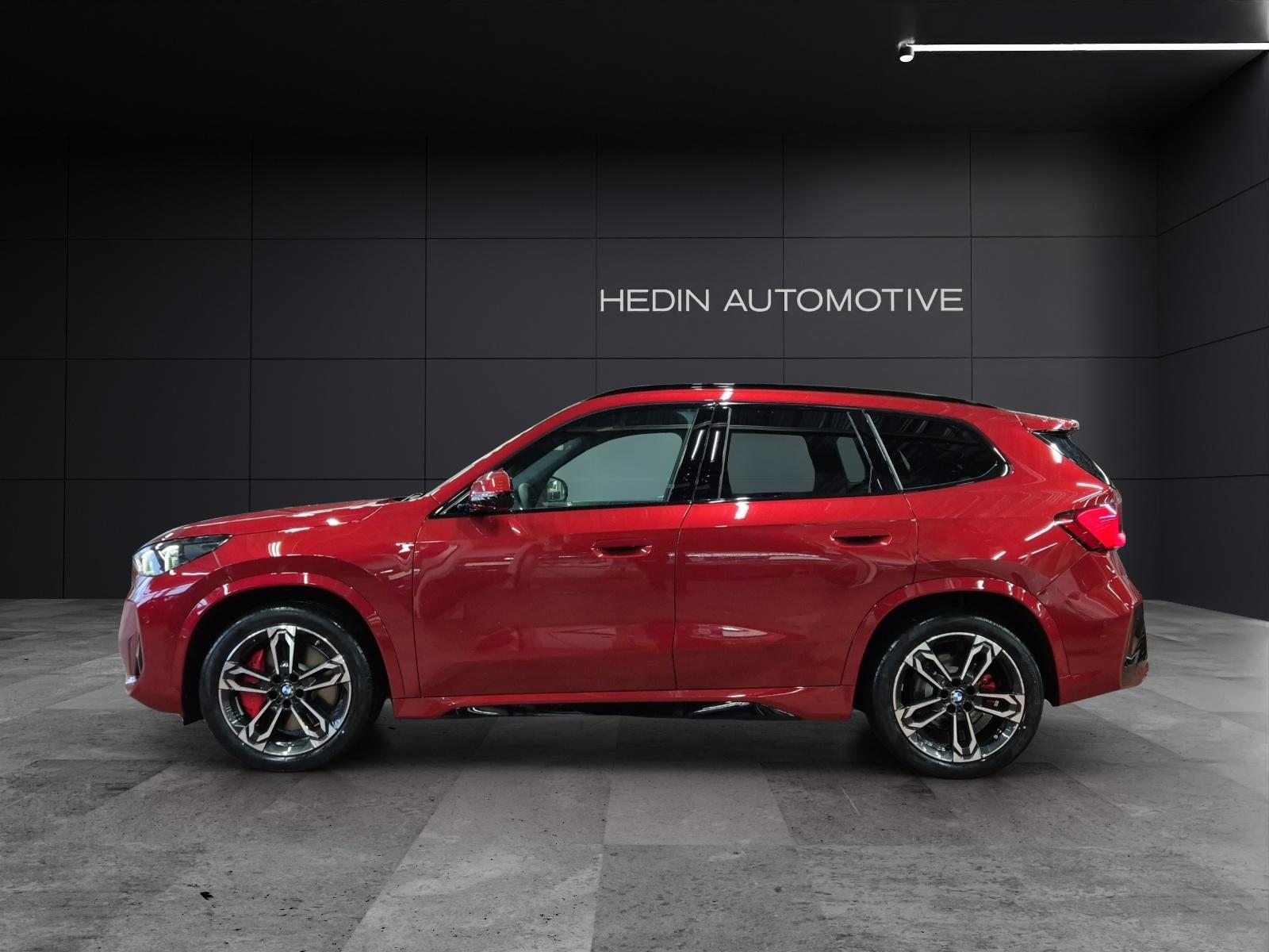 BMW X1 23i xDrive paddles, Mild-Hybrid Benzin/Elektro, Neuwagen, Automatik - 3