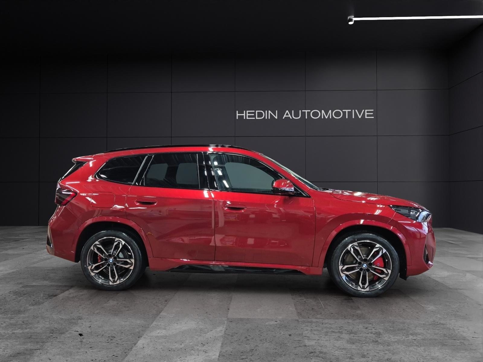 BMW X1 23i xDrive paddles, Mild-Hybrid Benzin/Elektro, Neuwagen, Automatik - 5