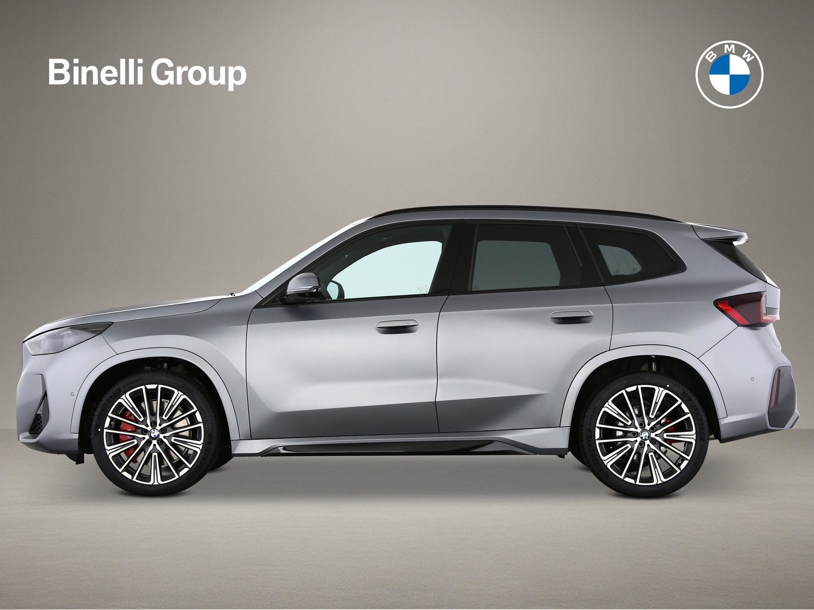 BMW X1 23i paddles, Hybride Léger Essence/Électricité, Voiture nouvelle, Automatique - 3