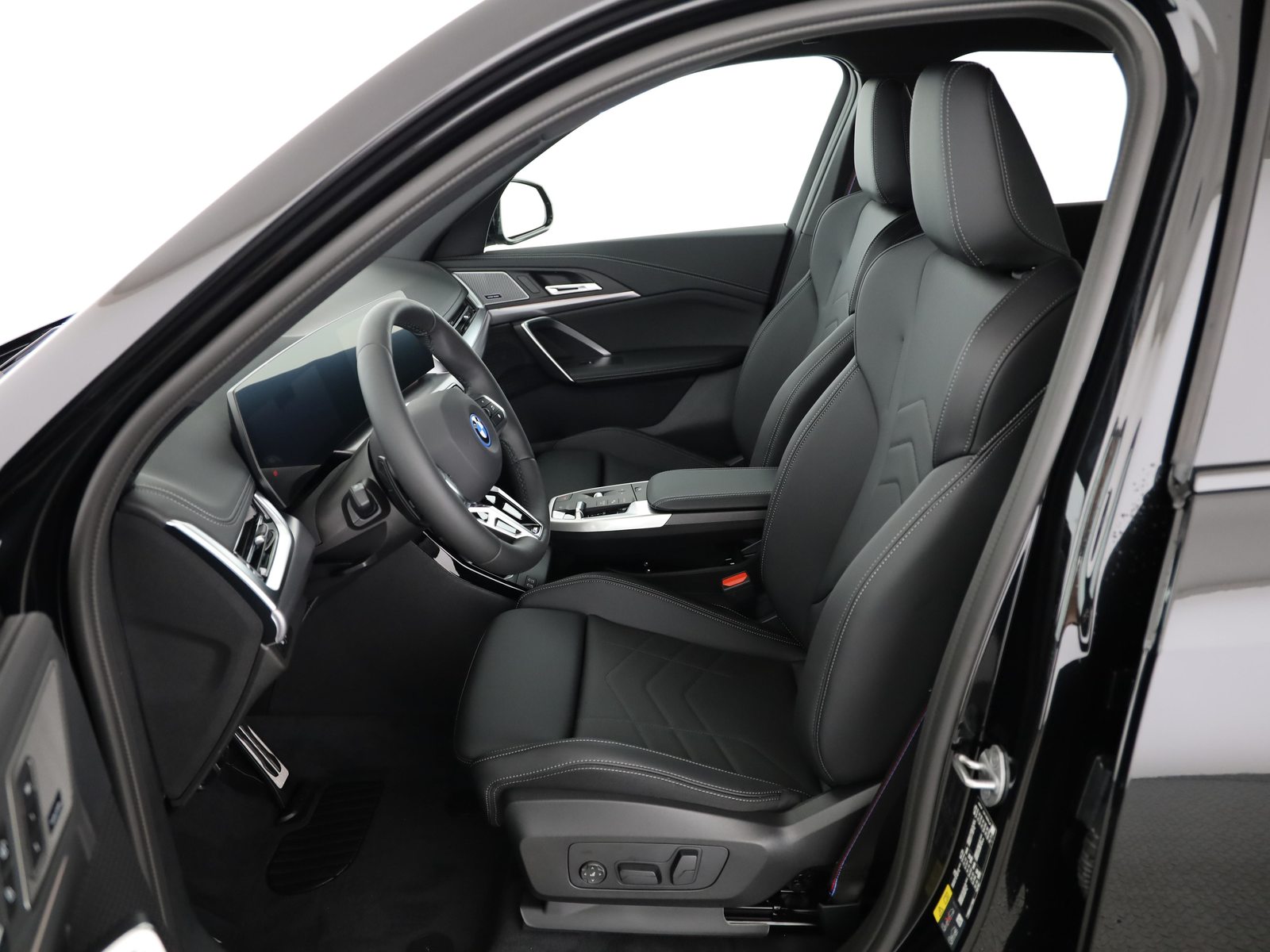 BMW X1 25e xDrive, Plug-in-Hybrid Benzina/Elettrica, Auto nuove, Automatico - 4