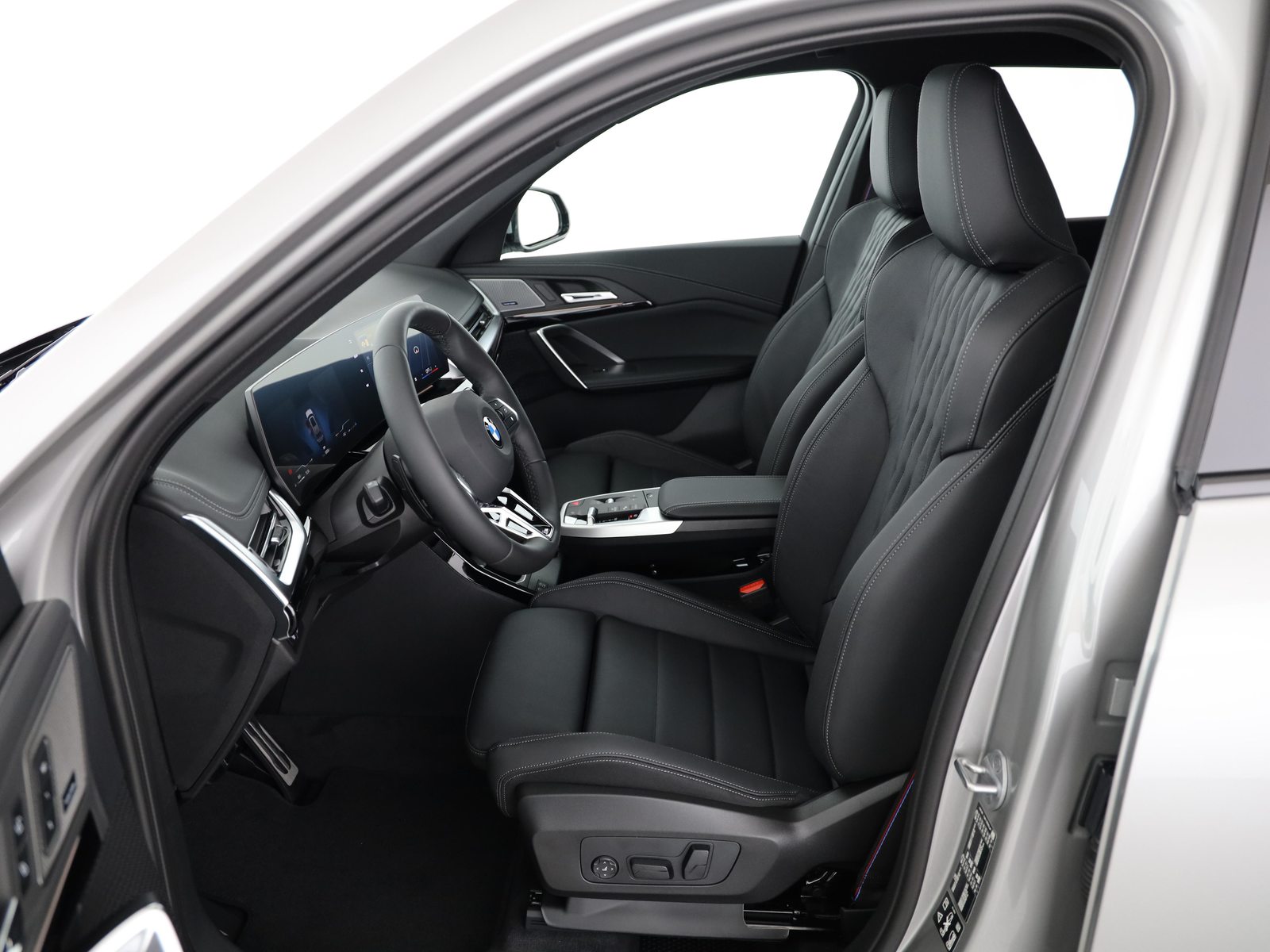 BMW X1 23d xDrive, Mild-Hybrid Diesel/Electric, New car, Automatic - 4