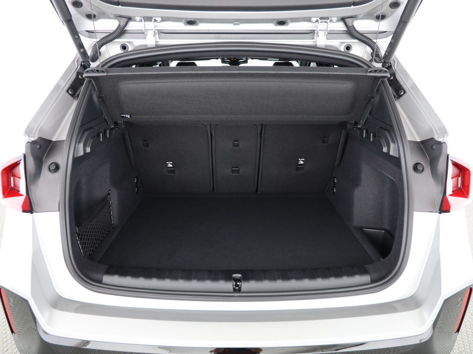 BMW X1 23d xDrive, Mild-Hybrid Diesel/Electric, New car, Automatic - 6