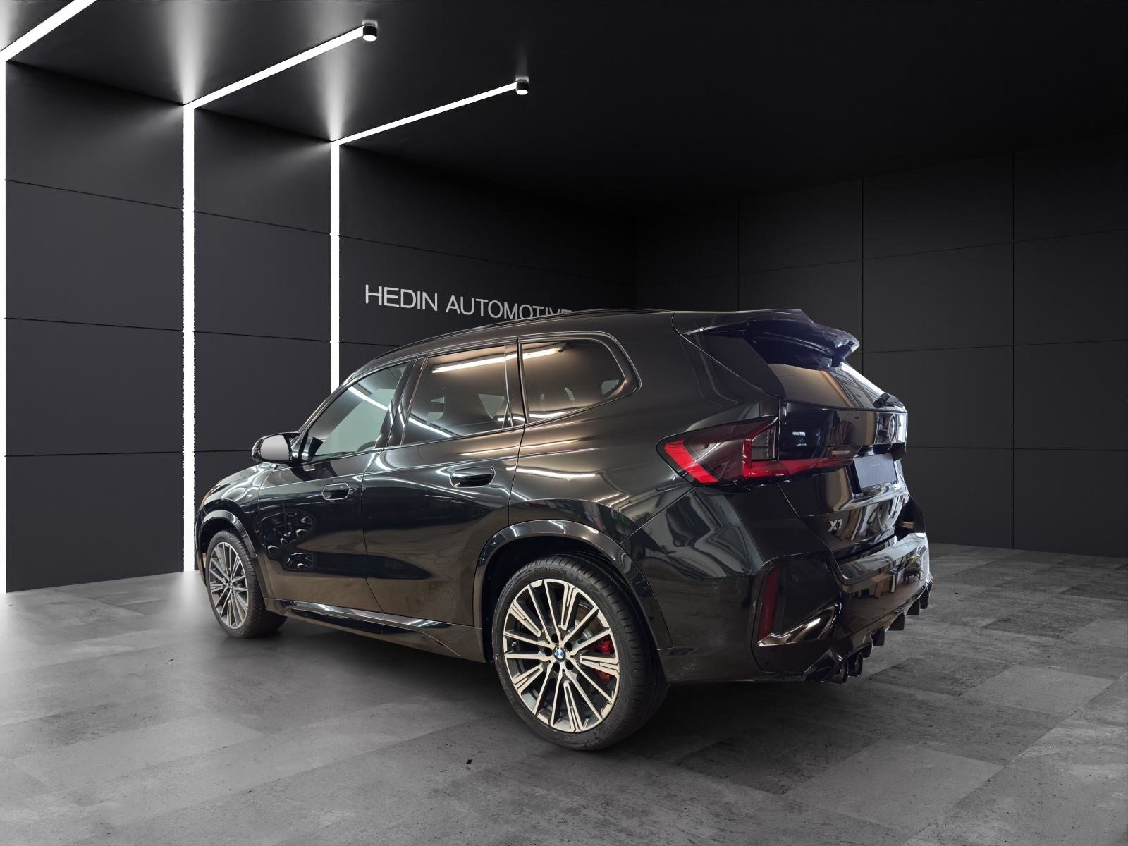 BMW X1 M35i, Essence, Voiture nouvelle, Automatique - 3