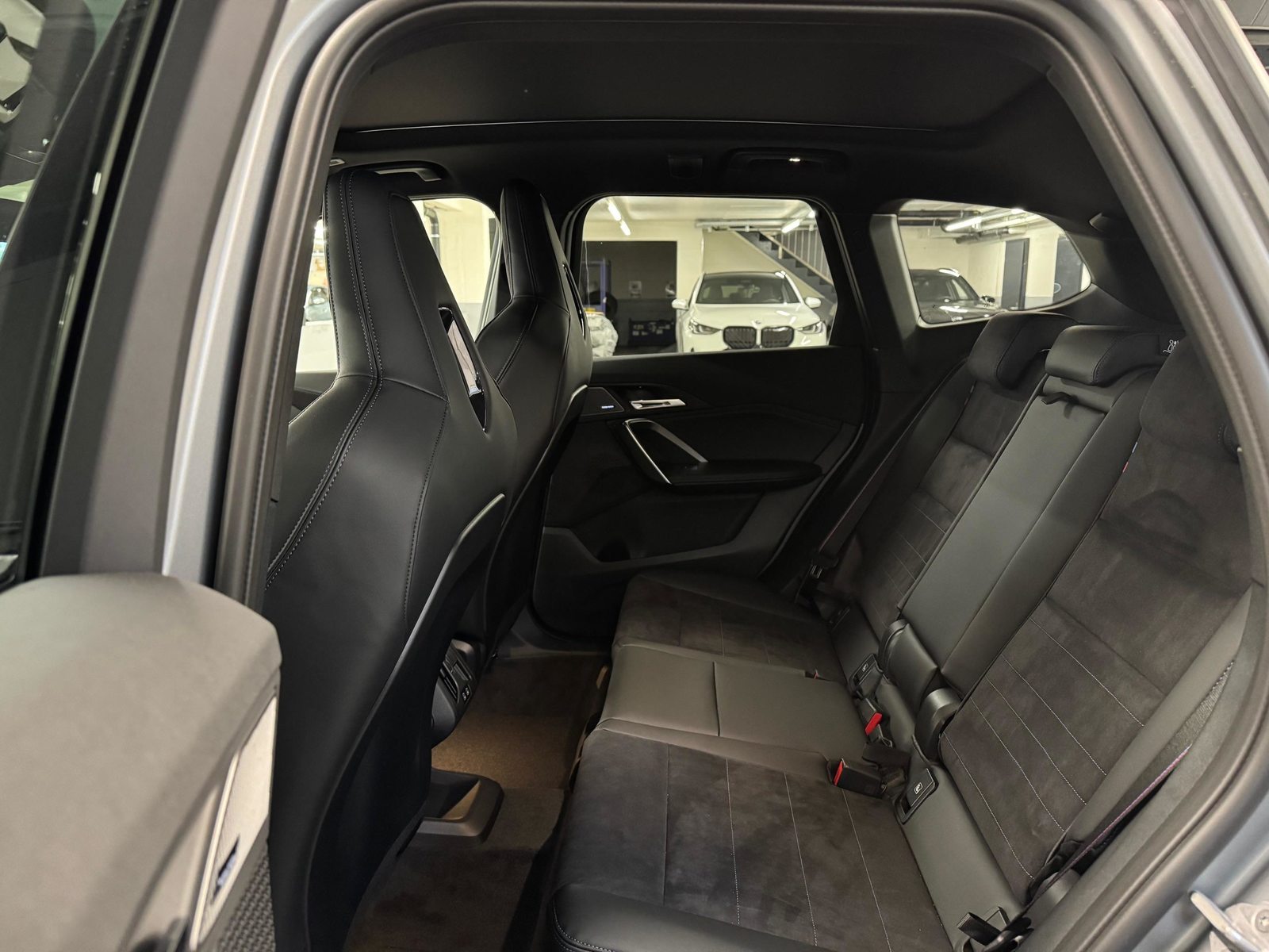 BMW X1 23d xDrive, Hybride Léger Diesel/Électricité, Voiture nouvelle, Automatique - 6