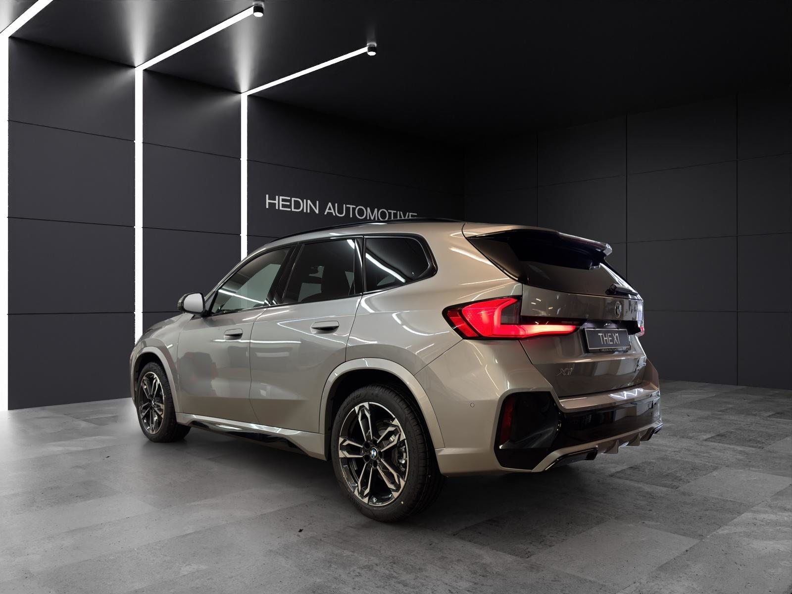 BMW X1 23i xDrive M Sport, Hybride Léger Essence/Électricité, Voiture nouvelle, Automatique - 3