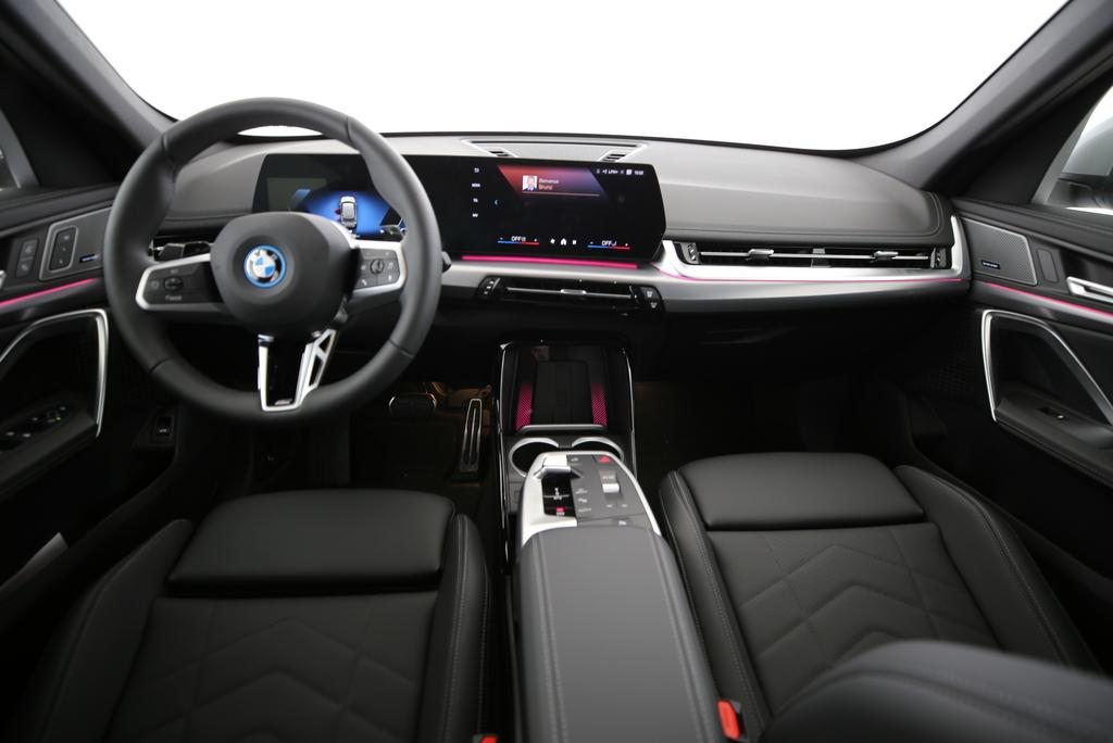 BMW X1 30e xDrive, Plug-in-Hybrid Petrol/Electric, New car, Automatic - 5