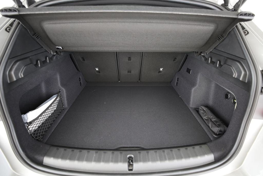 BMW X1 30e xDrive, Plug-in-Hybrid Petrol/Electric, New car, Automatic - 6