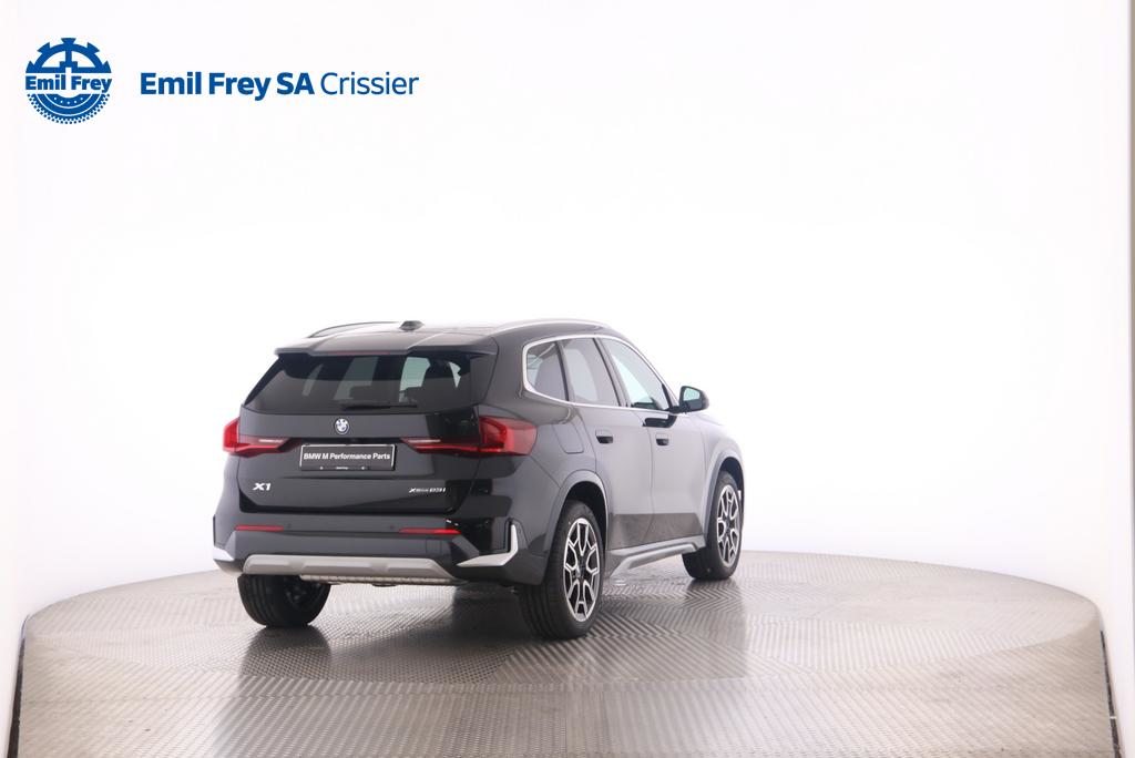 BMW X1 23i xDrive, Hybride Léger Essence/Électricité, Voiture nouvelle, Automatique - 6