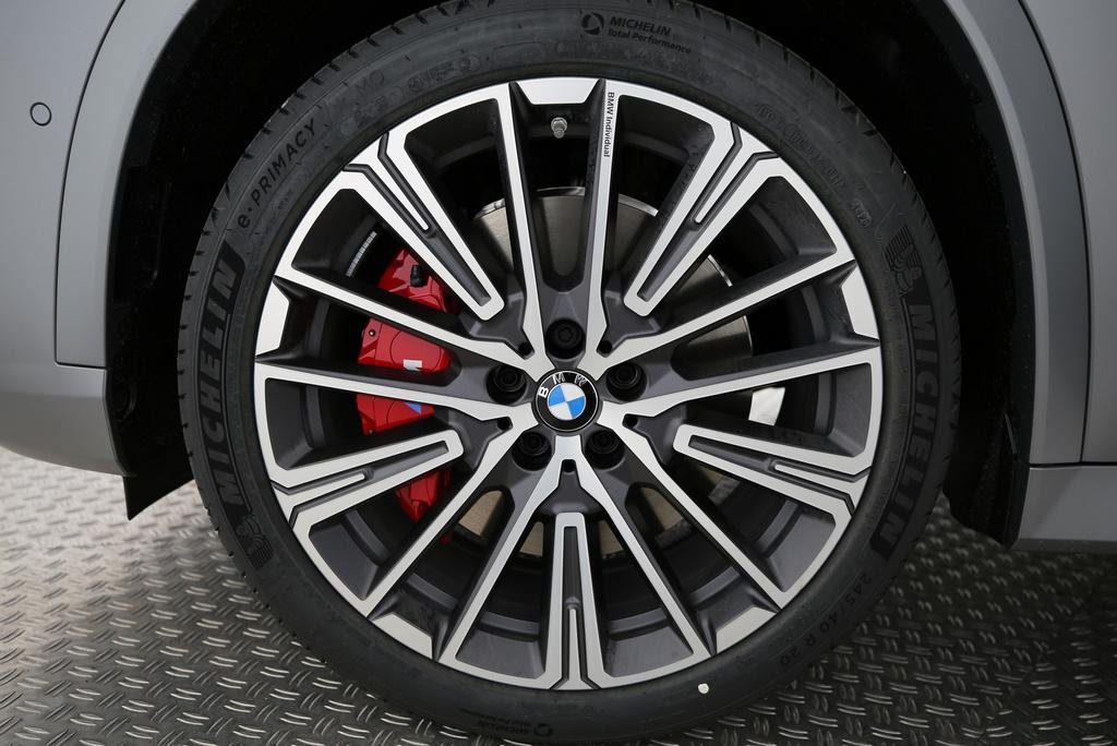 BMW X1 20i sDrive, Mild-Hybrid Petrol/Electric, New car, Automatic - 4