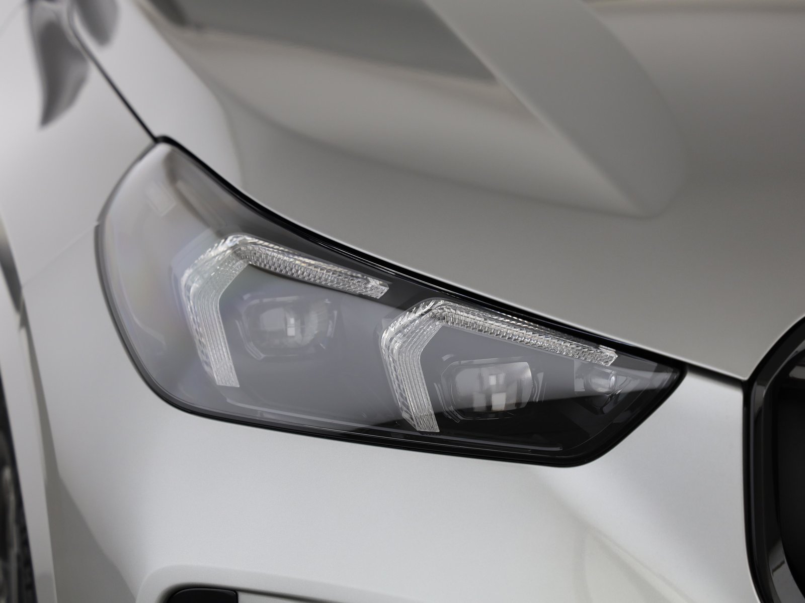 BMW X1 23d paddles, Hybride Léger Diesel/Électricité, Voiture nouvelle, Automatique - 6