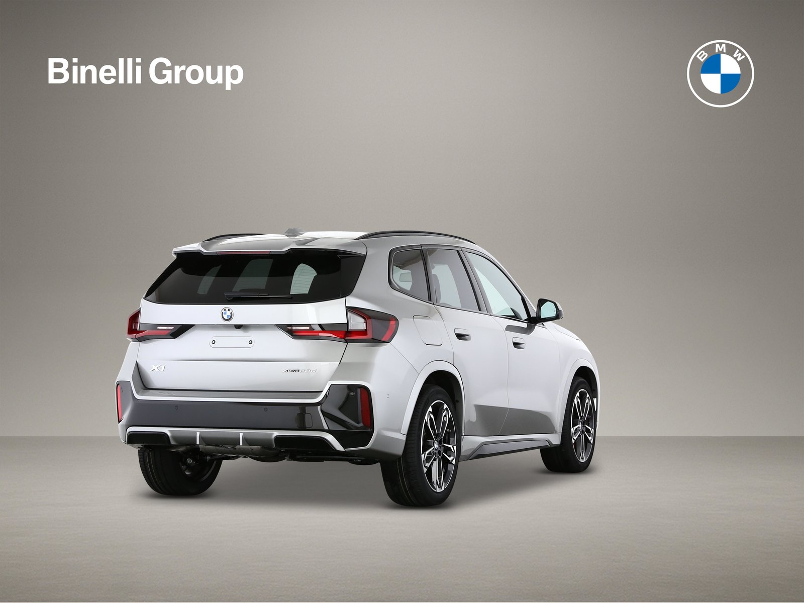 BMW X1 23d paddles, Hybride Léger Diesel/Électricité, Voiture nouvelle, Automatique - 4
