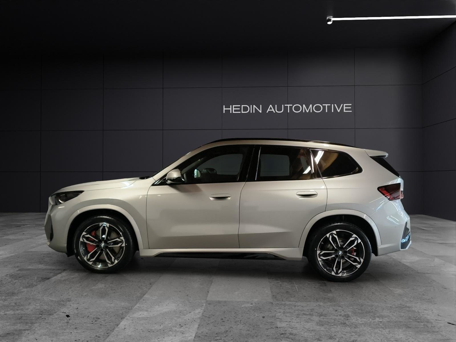 BMW X1 23d xDrive paddles, Hybride Léger Diesel/Électricité, Voiture nouvelle, Automatique - 2