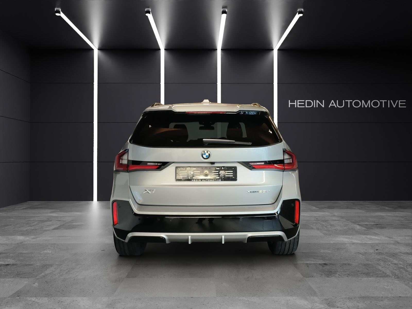 BMW X1 23d xDrive paddles, Hybride Léger Diesel/Électricité, Voiture nouvelle, Automatique - 4