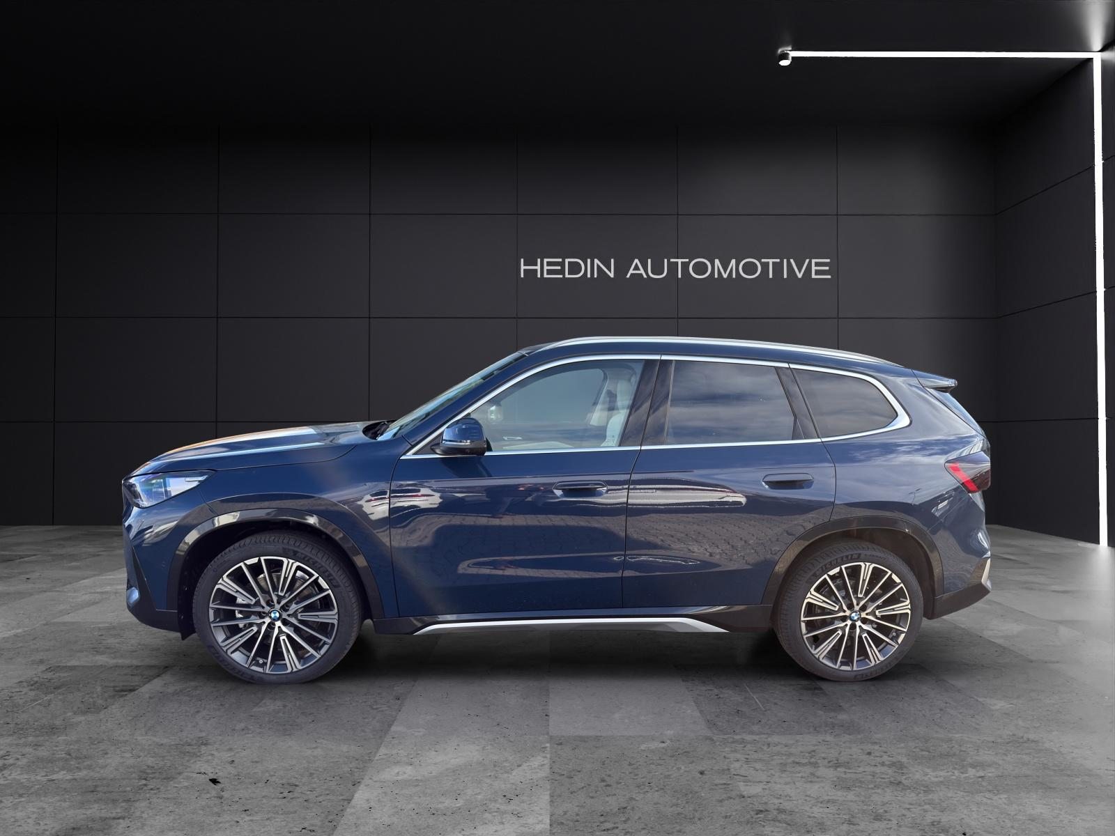 BMW X1 23i xDrive, Hybride Leggero Benzina/Elettrica, Auto nuove, Automatico - 3