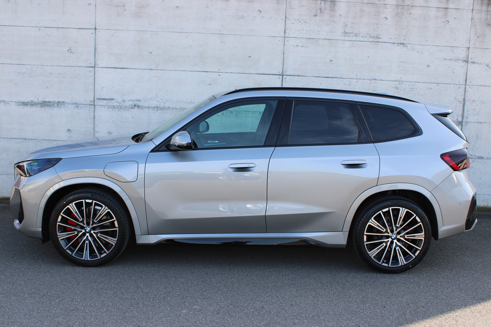 BMW X1 xDr 30e M Sport Pro, Hybride Rechargeable Essence/Électricité, Voiture nouvelle, Automatique - 3