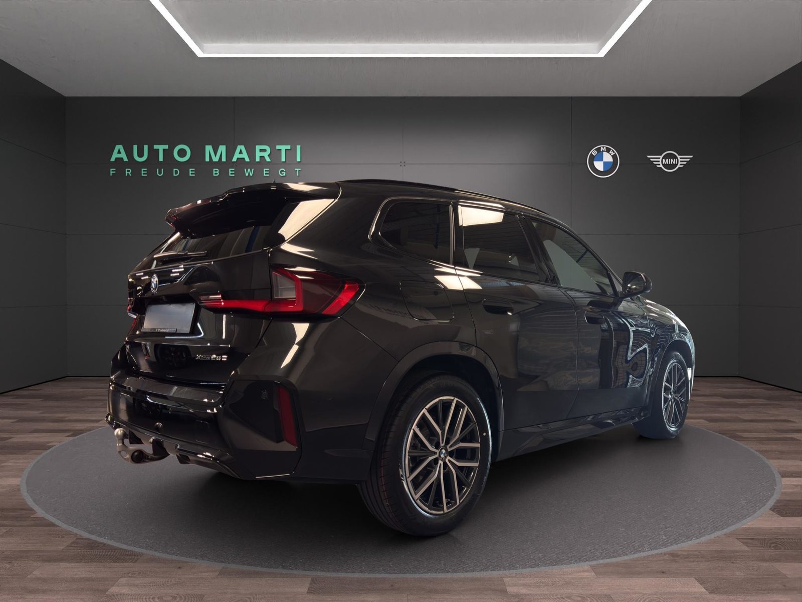 BMW X1 25e xDrive paddles, Plug-in-Hybrid Petrol/Electric, New car, Automatic - 4