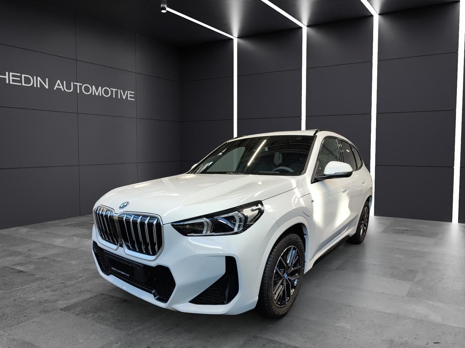 BMW X1 25e xDrive paddles